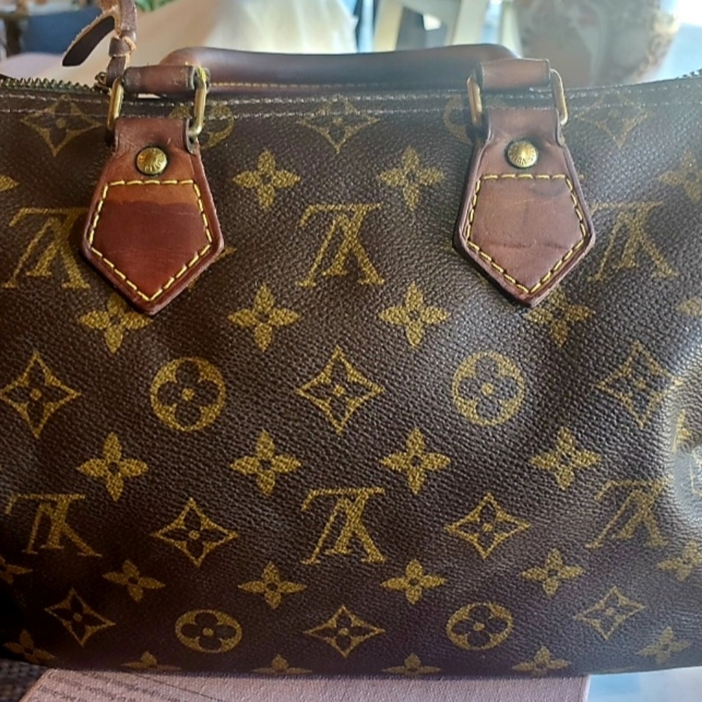 Authentic Louis Vuitton MONOGRAM SPEEDY